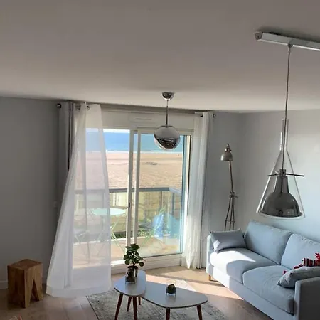 Acces Direct A La Plage - Bord De Mer 아파트 Bénerville-sur-Mer